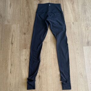 Lululemon Athletica Black Yoga Leggings with Heel Straps Women’s Size 4
